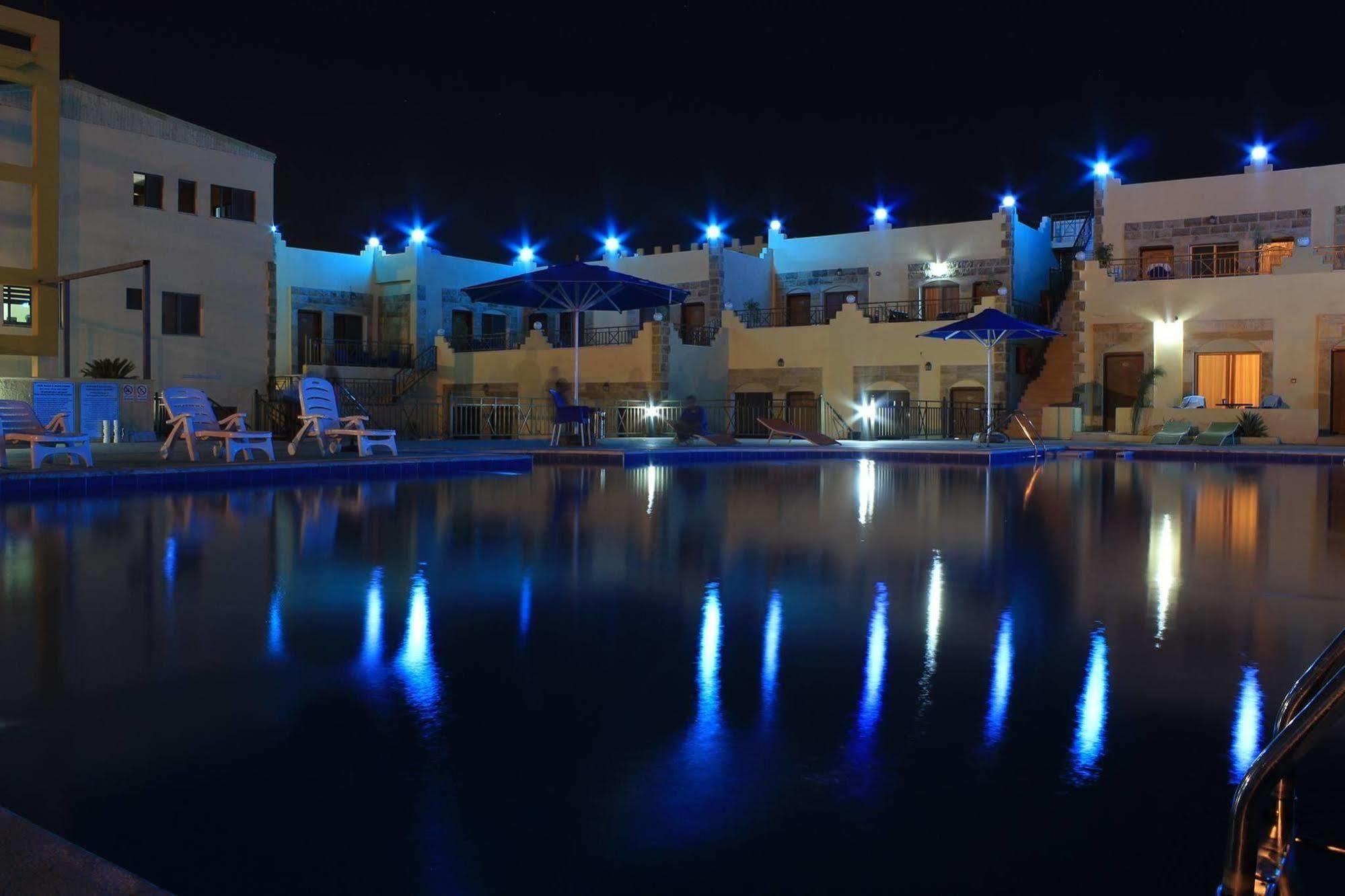 Almarsa Village Resort Akaba Kültér fotó